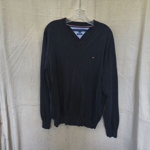 Tommy Hilfiger Men's XL Navy Classic V-Neck Long Sleeve Pull Over Sweater
